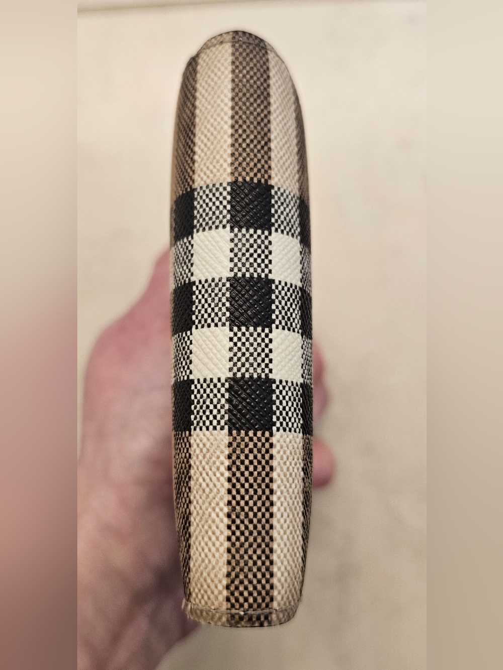 BURBERRY Bifold Wallet - Picture 3 of 11